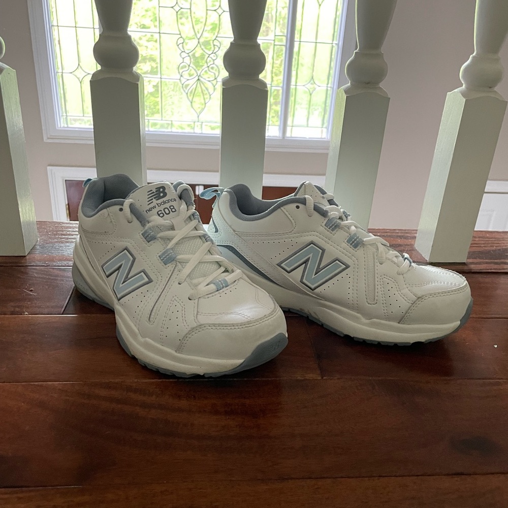 New balance 608